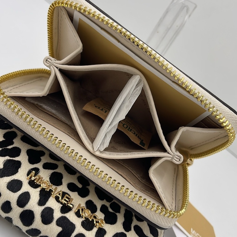 Michael Kors Jet Set Travel MD Zip Around Card Case Wallet (Light Cream Multi) - Picture 12 of 16